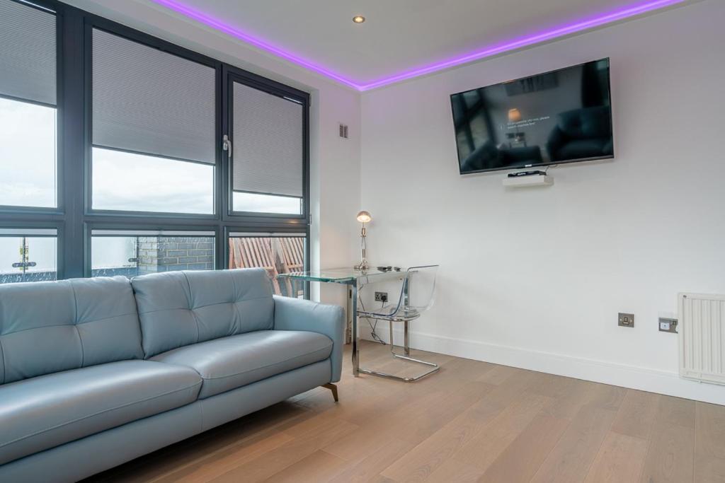 Central Penthouse With Hot Tub & Views 23 Cheltenham Exterior foto